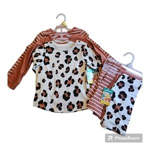 Garanimals 6 Piece Set Size 3T. NWT